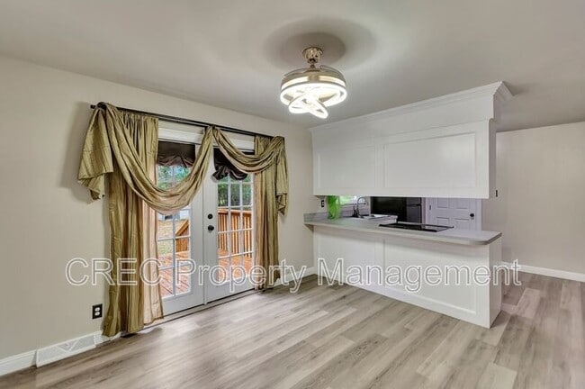 Foto del edificio - 417 Joy Dr