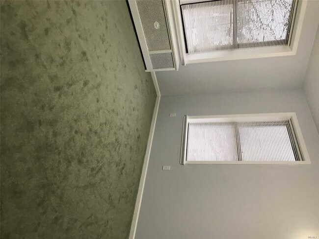 Foto del edificio - 11 Euclid Ave