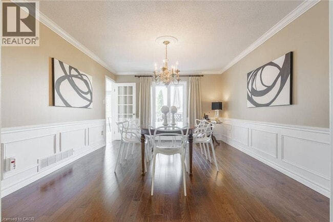 Photo du bâtiment - 19 Honeysuckle Crescent