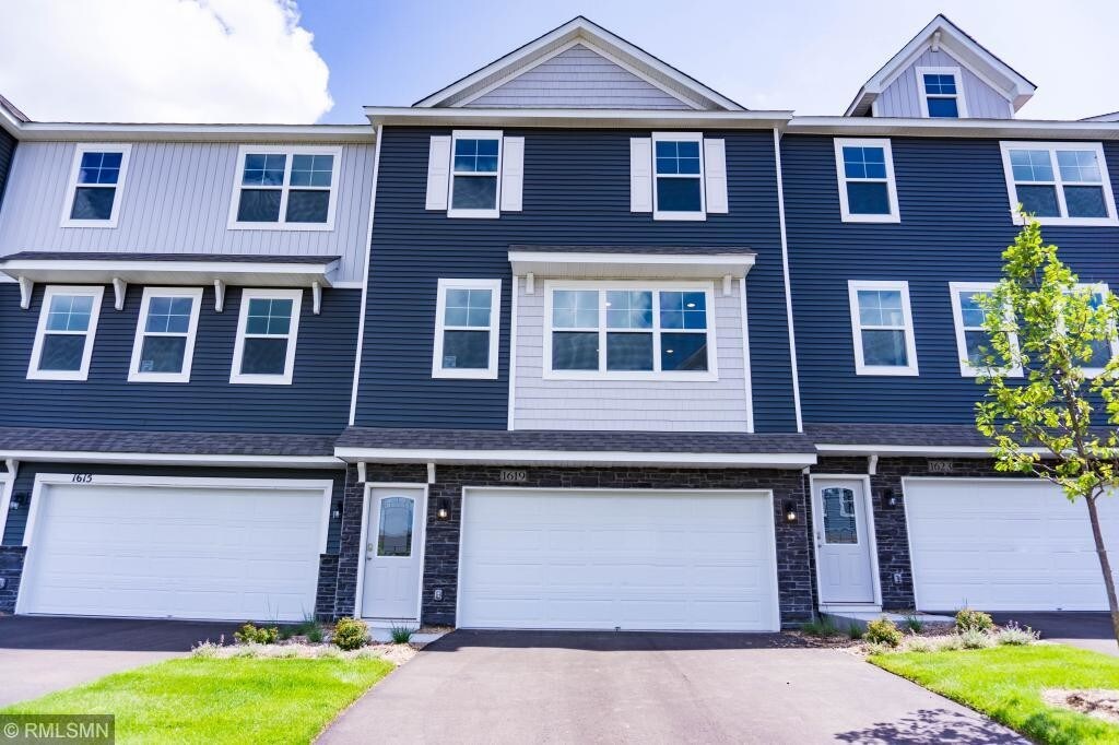 Foto principal - 1619 Windigo Ln