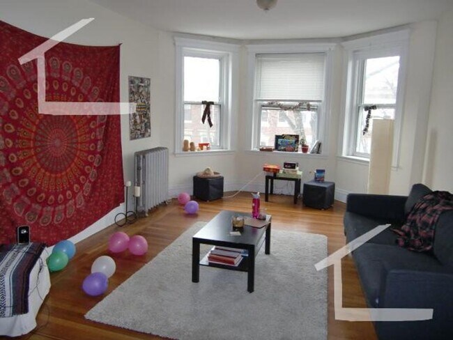 Foto del edificio - BU East Massive 2 bed flat Near St Mary  Hurry for this one  Be gone by March!