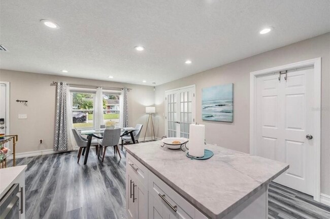 Kitchen Island - 7308 N Dartmouth Ave