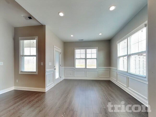 Building Photo - 25 Braddock Dr