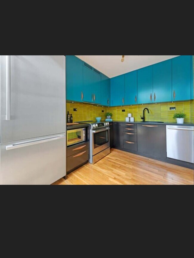 Foto del edificio - 2131 N Clark St