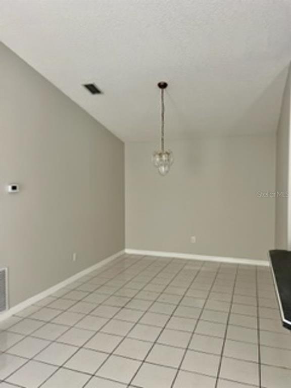 Foto del edificio - 246 Coral Reef Ct N
