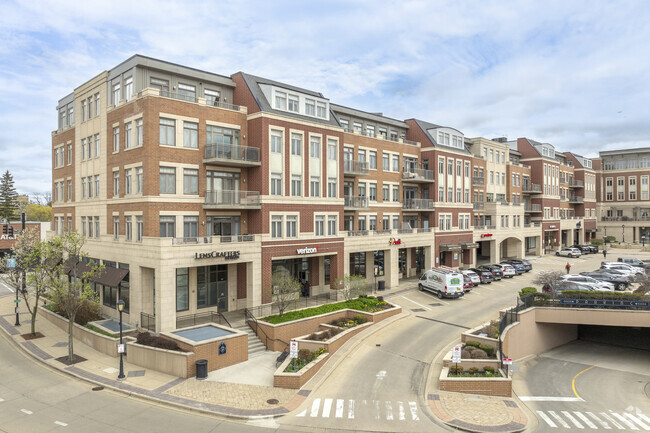 Building Photo - 20-140 N Northwest Hwy