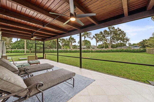 Foto del edificio - 12192 Branding Iron Ct