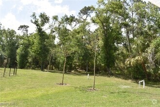 Building Photo - 2055 Blueberry Rd