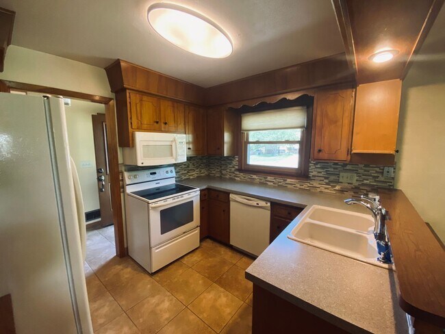 Foto del edificio - 3 bedroom - 2.5 bathroom - Single Family Home