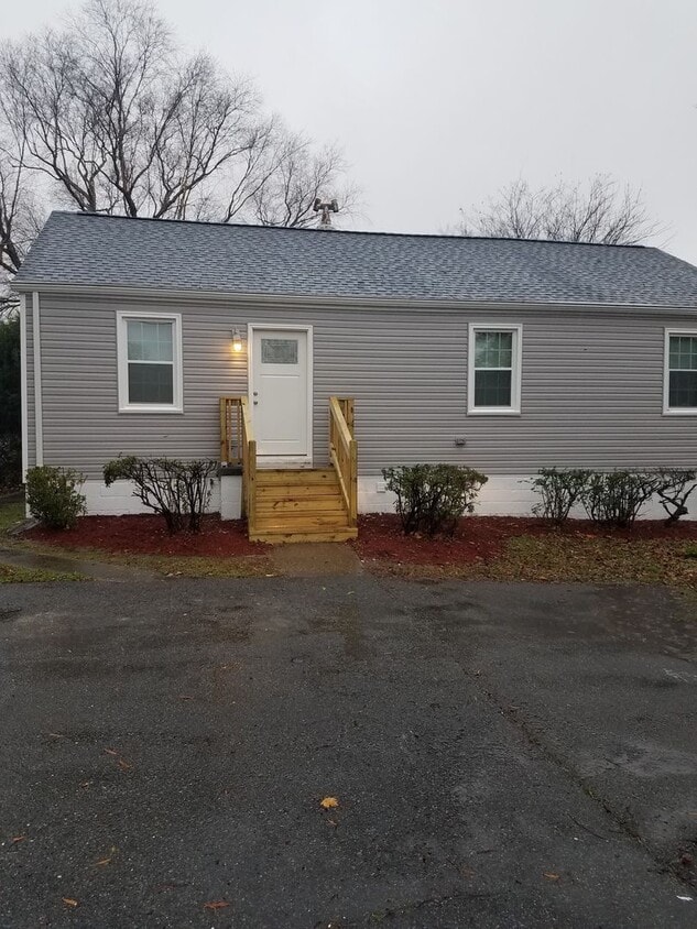5 BR Near ODU! - 5 BR Near ODU!