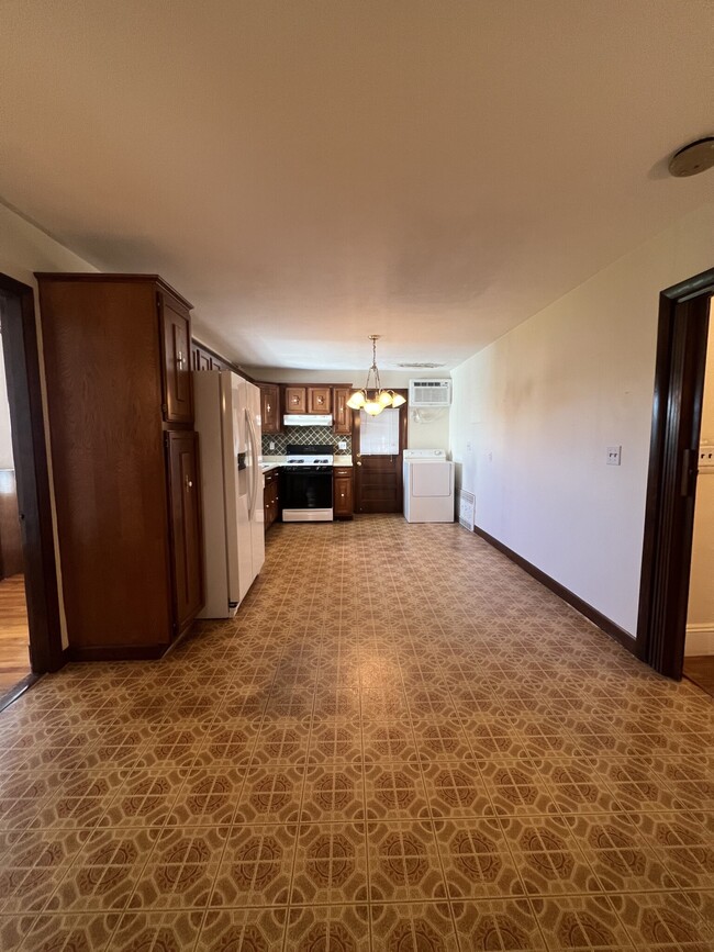 Foto del edificio - 430 McGrath Hwy