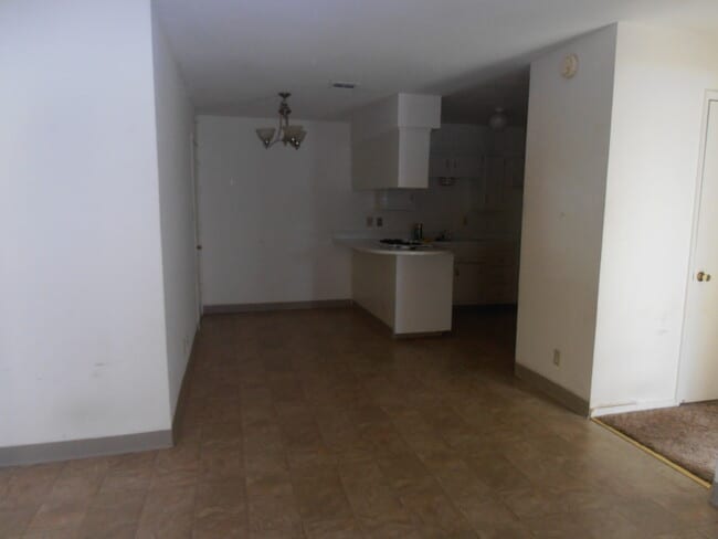 Building Photo - 5382 Castle St