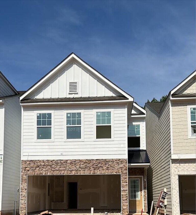 Primary Photo - 4099 Holly Springs Pkwy