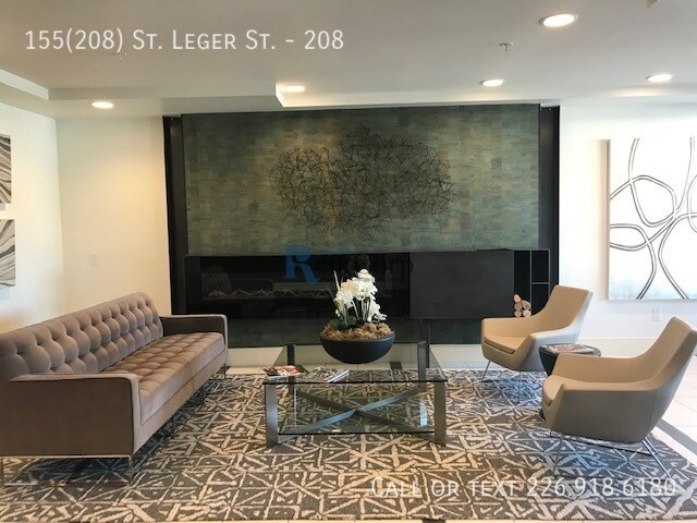 Building Photo - 208 St Leger St