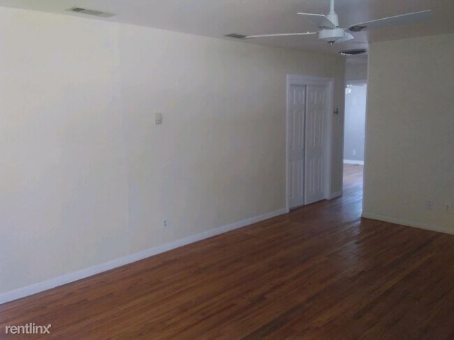 Foto del edificio - 2 br, 1 bath House - 4425 Cline Rd