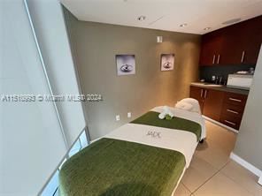 Foto del edificio - 4 br, 4.5 bath Condo - Jade Beach