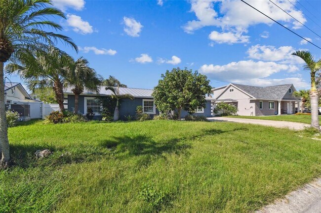 Building Photo - 8708 Thornwood Ln
