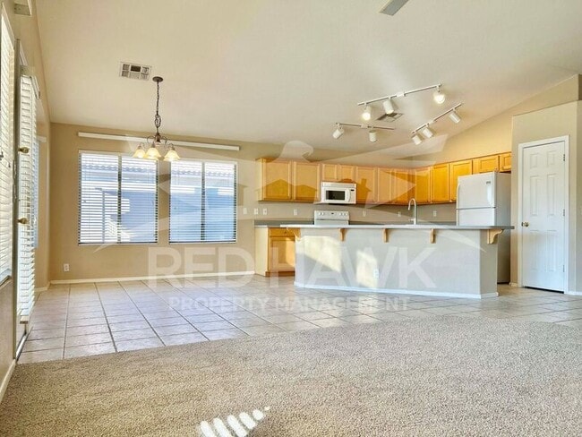 Foto del edificio - 7633 E Portobello Ave