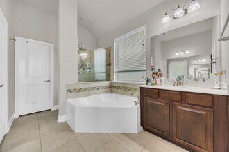 Building Photo - 24119 Kingdom Isle Ln