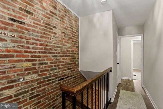 Building Photo - 3875 Steppes Ct