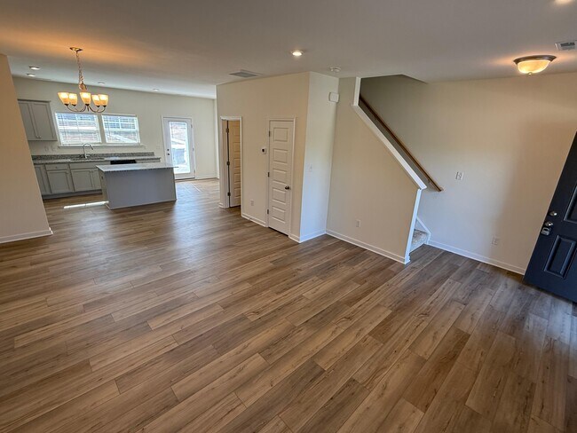 Foto del edificio - 3372 Hill Rd