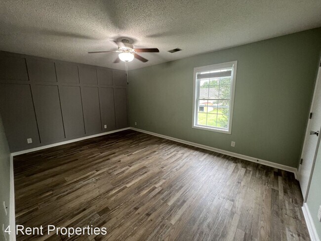 Building Photo - 2 br, 1 bath House - 402 Jack Miller Blvd ...
