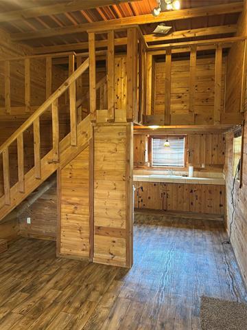 Building Photo - 4700 Knob Hill Rd