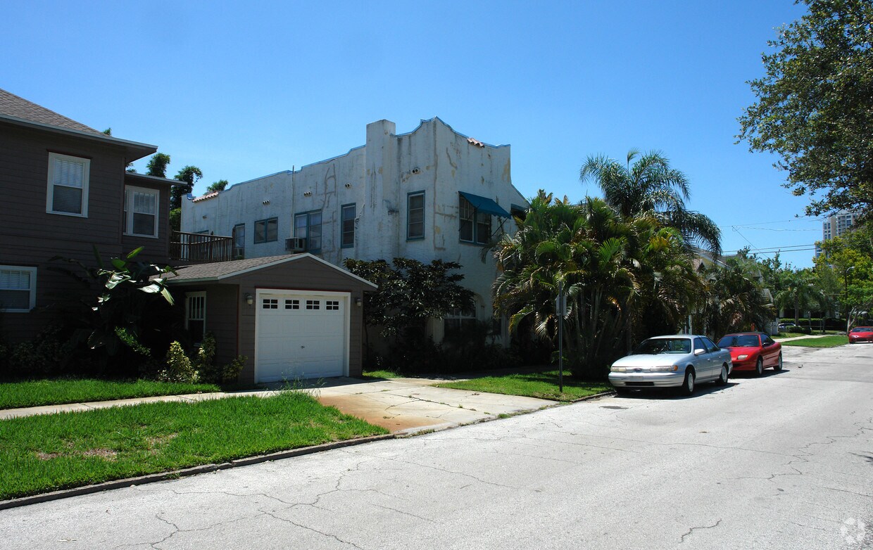 Foto del edificio - 1033 Bay St NE
