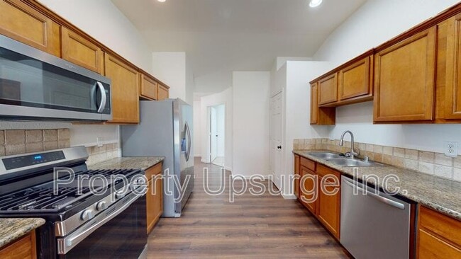 Building Photo - 3735 Silvario Ct