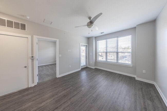 Building Photo - CUE at Aksarben Village