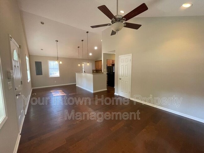 Building Photo - 1596 Foote St NE