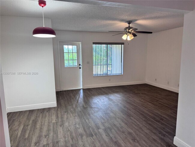 Building Photo - 4717 Sable Pine Cir