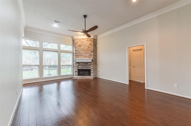 Foto del edificio - 12950 Quail Park Dr