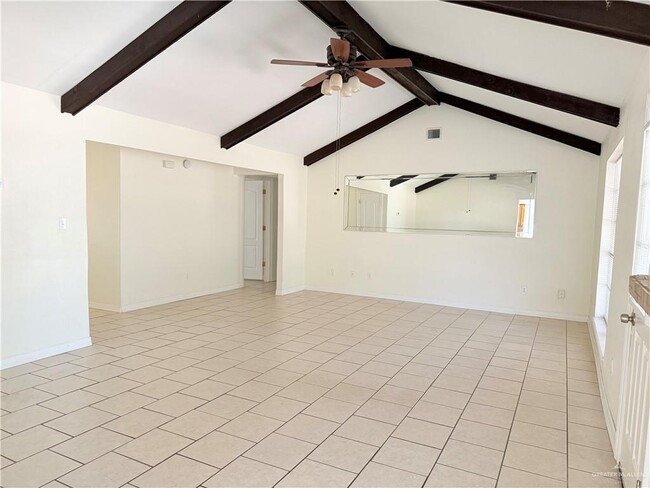 Foto del edificio - 12 Eagle Ave