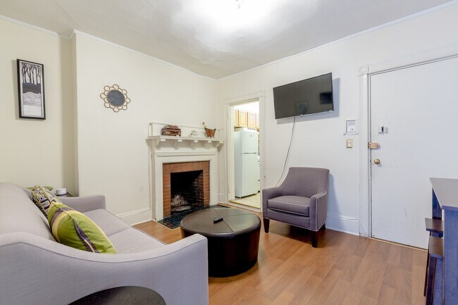 Building Photo - 41 Bay State Road, Unit 2 Bed