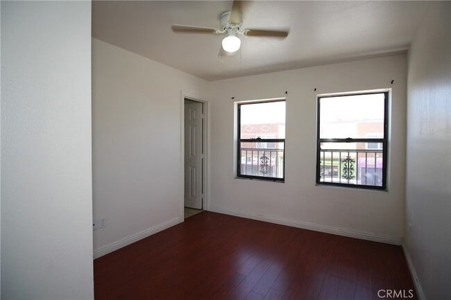 Building Photo - 7914 Seville Ave