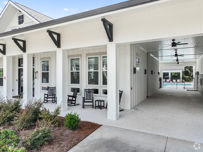 Pool Entrance - Exchange at Blair Stone