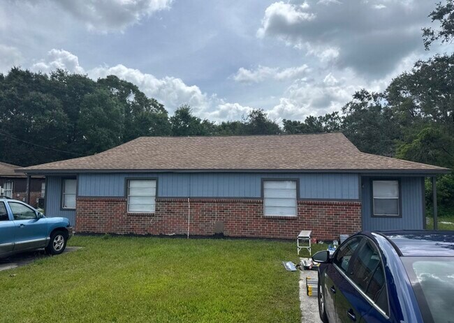 Foto del edificio - 2422 Crystal Hills Loop E