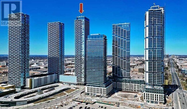 Photo du bâtiment - 950-5950 Portage Pkwy