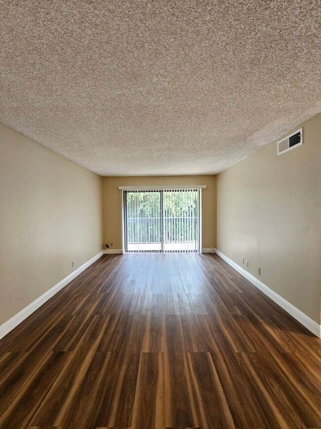 Foto del edificio - 2000 N Congress Ave