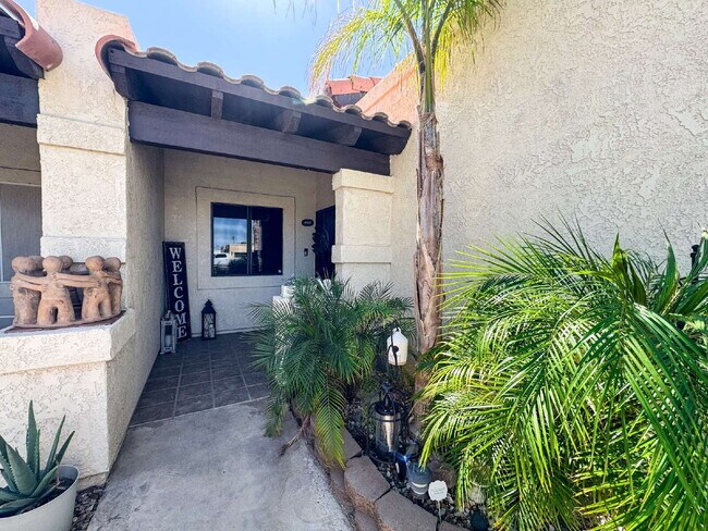 Foto del edificio - "Well Maintained 3 Bedroom, 2 Bathroom Poo...