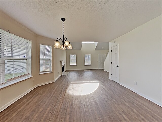 Foto del edificio - 405 Hickory Woods Court