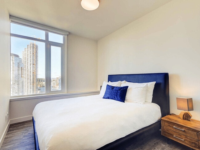 Building Photo - 4733 Hazel St