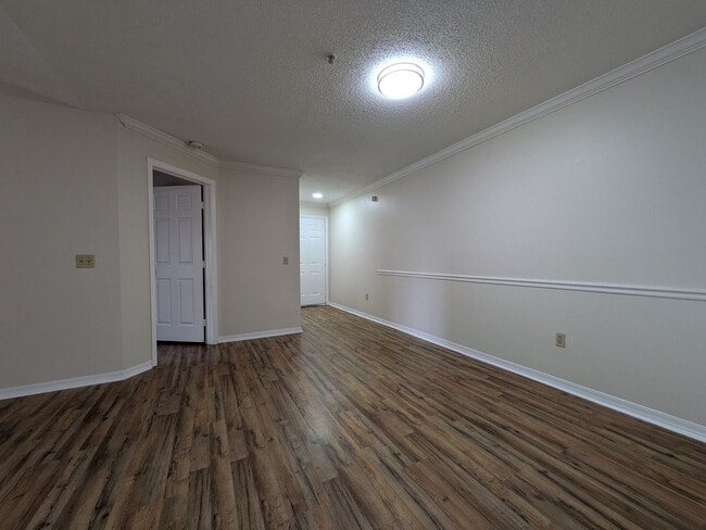 Building Photo - 3/2 Condo, Villas at Lakeside in Oveido