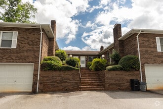 Building Photo - 129 Stephens Dr