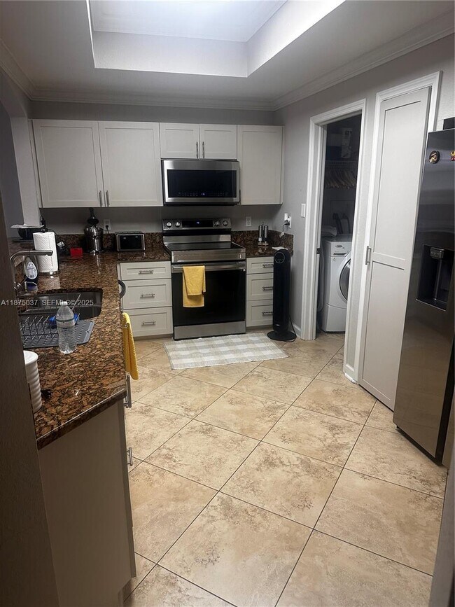 Foto del edificio - 10865 NW 84th St