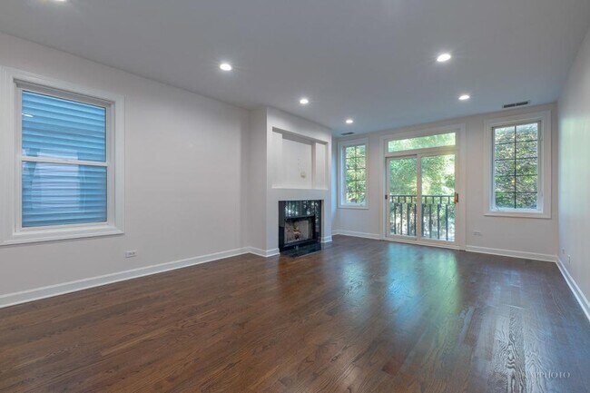 Foto del edificio - 2 bedroom in Chicago IL 60610
