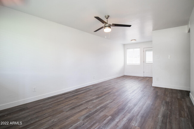 Building Photo - 3426 N 38th St