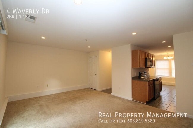 Building Photo - 4 Waverly Dr