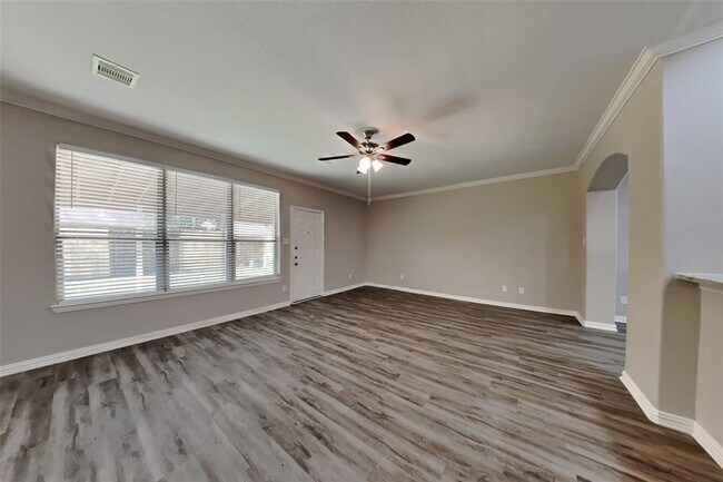 Building Photo - 21510 Duke Alexander Dr